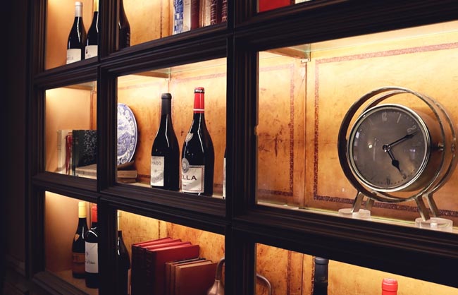 Tasquinha a Paragem Estante de vinhos e bebidas